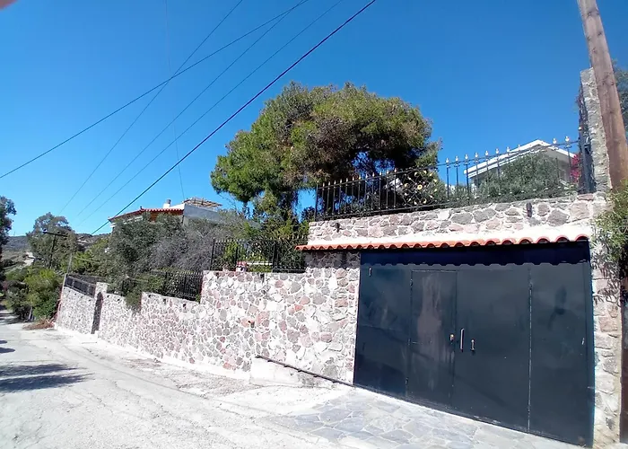 Αίγινα Εξοχική Κατοικία